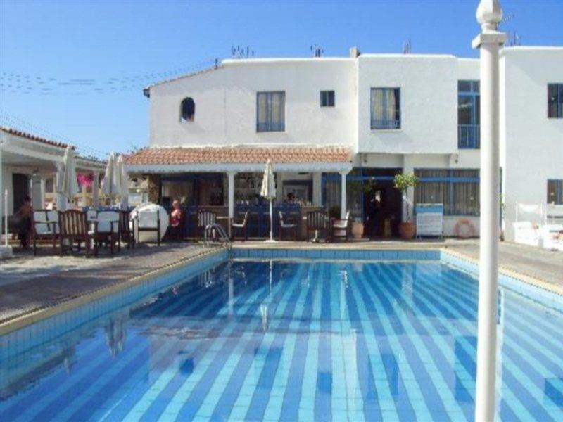 Tasmaria Aparthotel Πάφος Εξωτερικό φωτογραφία